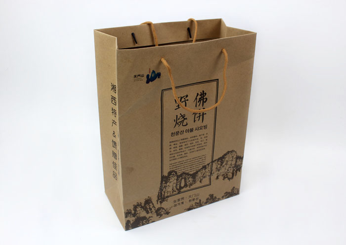 這樣原汁原味土特產(chǎn)禮品盒+手提袋套裝你也想要嗎？快來長(zhǎng)沙印刷廠日大彩印定制！